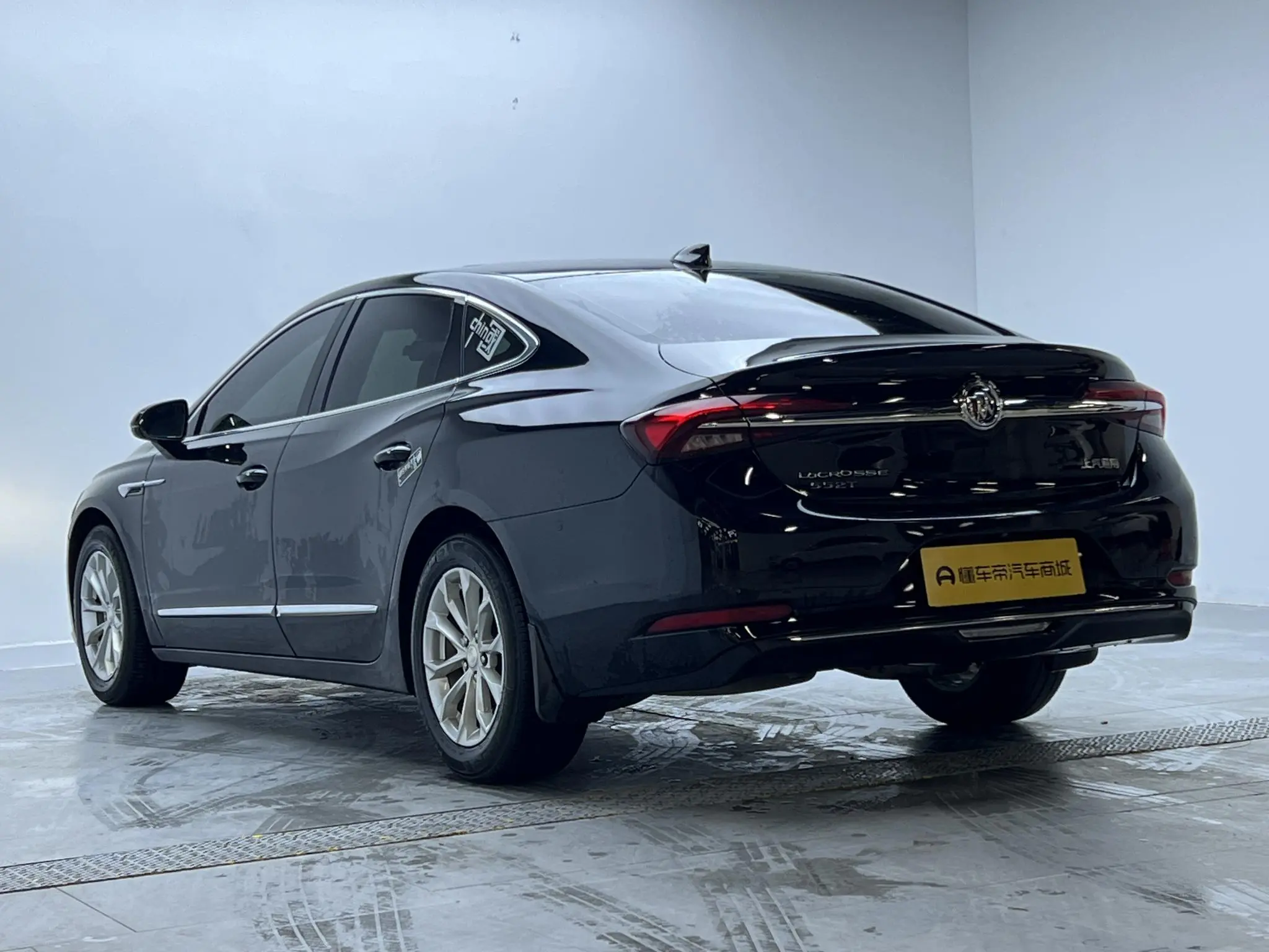 Buick Lacrosse 552T luxury