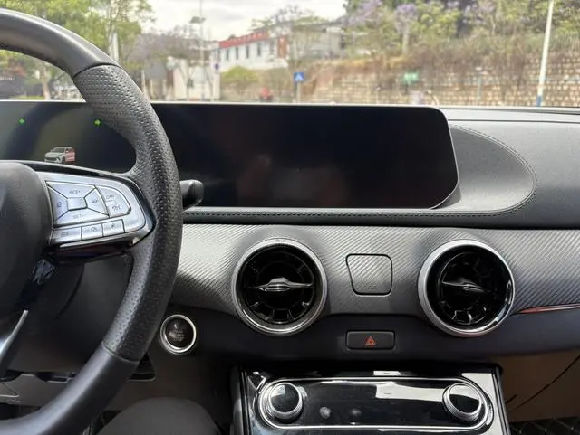 Dongfeng Fengxing Popular T5 EVO 1.5TD DCT Platinum Edition
