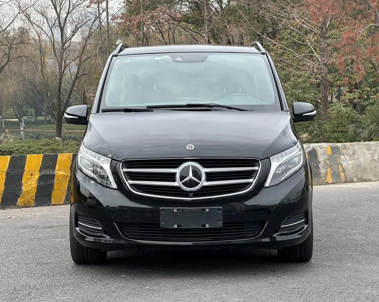 Mercedes-Benz Mercedes-Benz V-class V 260 L Premium Extended Version