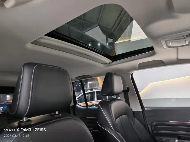 Tank Tank 300 2.0T Conqueror