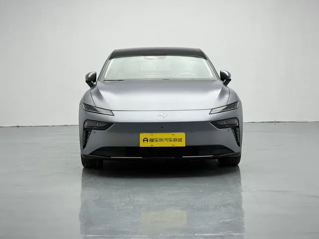 Dongfeng eπ eπ007 Pure electric 540 four-wheel drive Max version