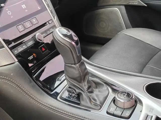 Infiniti Infiniti Q50L 2.0T Yixiang Edition Country VI