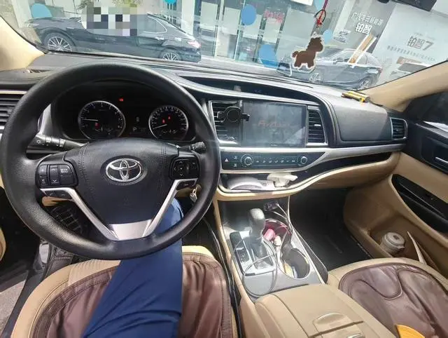 TOYOTA Highlander 2.0T four-wheel drive Elite Edition 7-seater Country VI