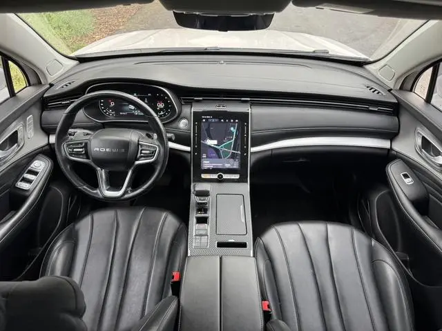 Roewe Roewe RX5 MAX 300TGI Automatic Smart Cockpit Deluxe Edition