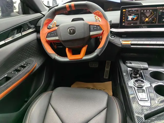 Changan Changan UNI-V 1.5T Sports version