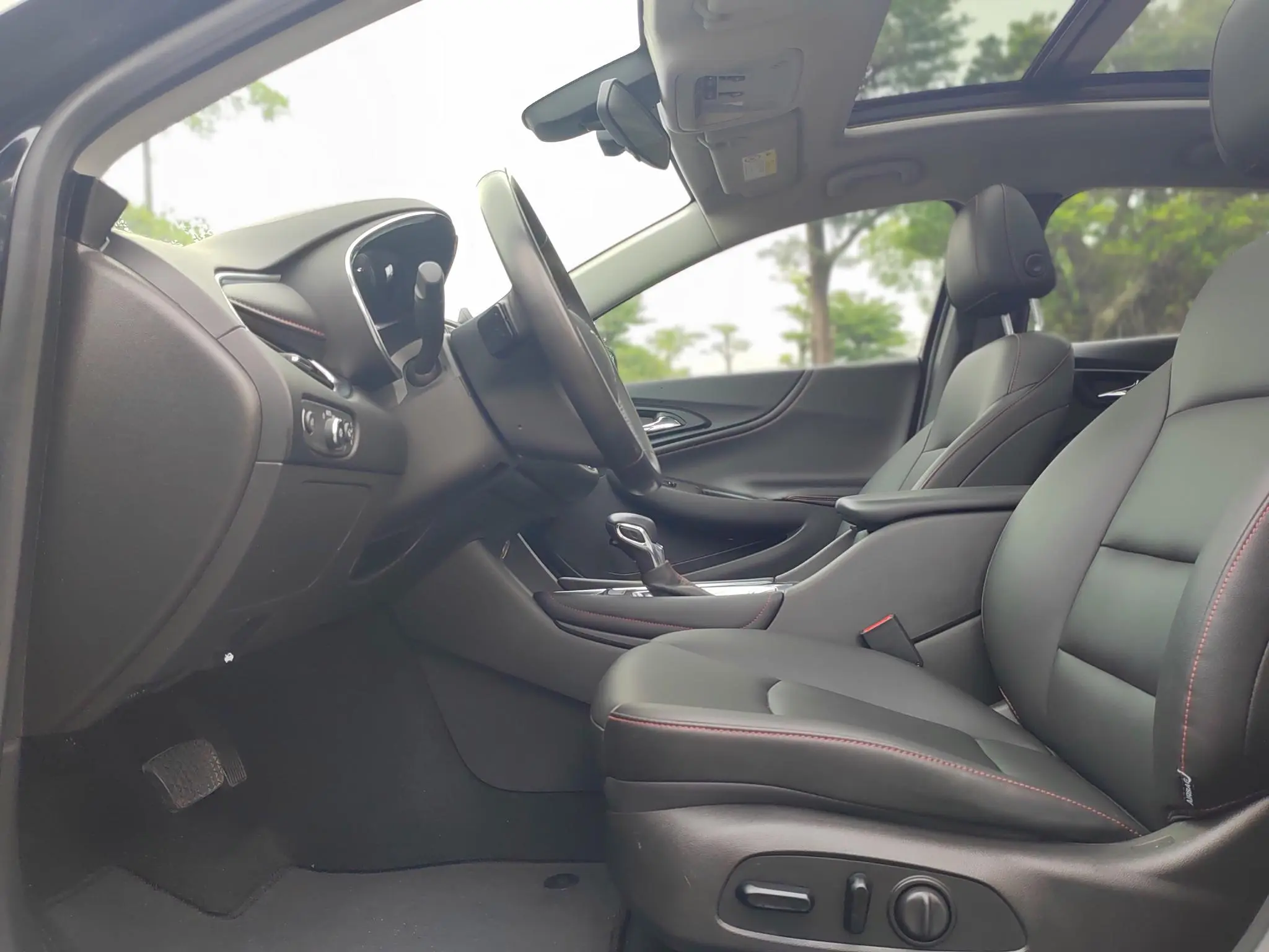 Chevrolet Mai Ruibao XL Redline 550T automatic sharp version