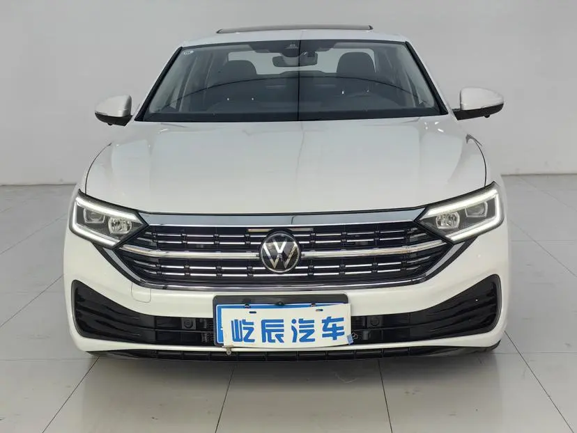 Volkswagen Sagitar 300TSI DSG Excellent Edition