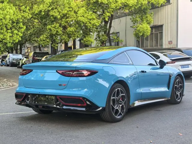 Neta Nezha GT 580 four-wheel drive version