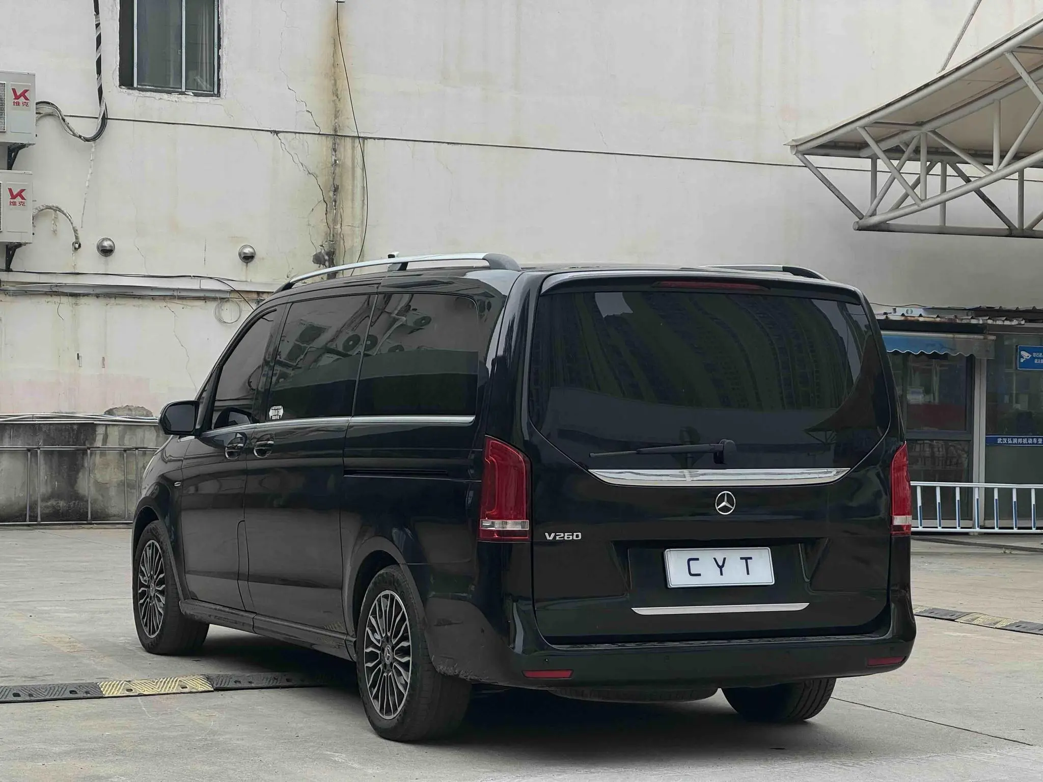Mercedes-Benz Mercedes-Benz V-class V 260 Premium Edition Country VI