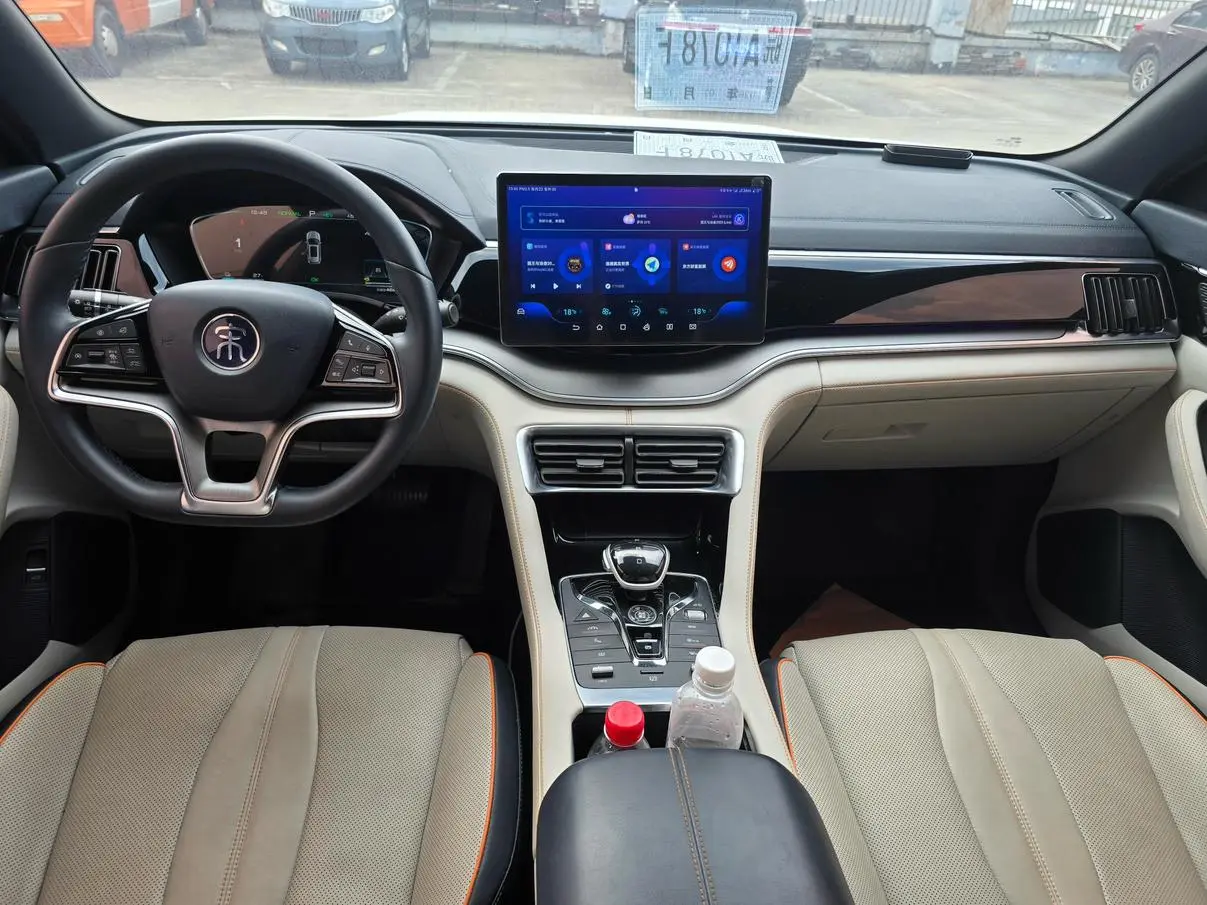 BYD Song PLUS DM DM-i 110KM two-wheel drive flagship PLUS