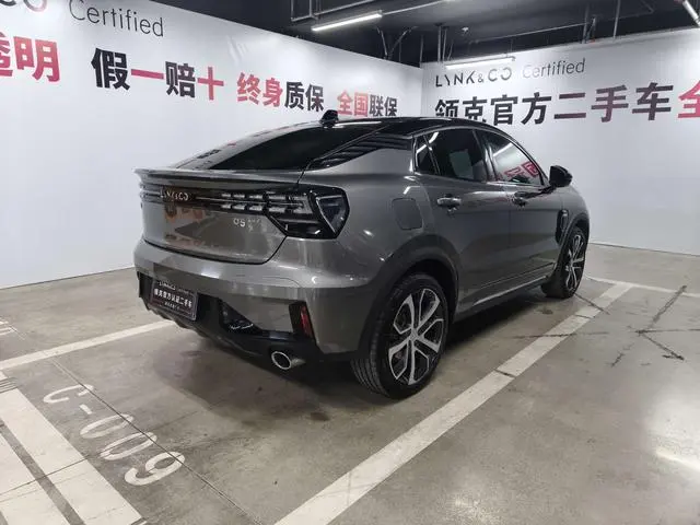 LYNK & CO Lynk 05 2.0TD four-wheel drive Halo