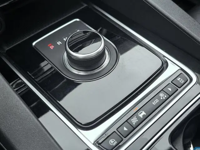 Jaguar Jaguar F-PACE 2.0T four-wheel drive Urban Exclusive Edition