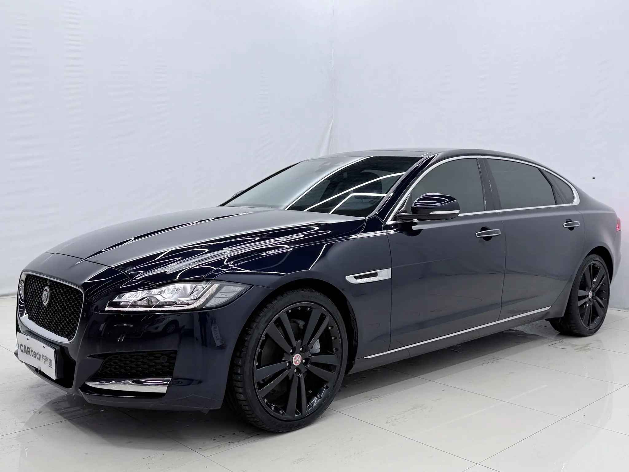 Jaguar Jaguar XFL 2.0T P250 four-wheel drive Exclusive Edition