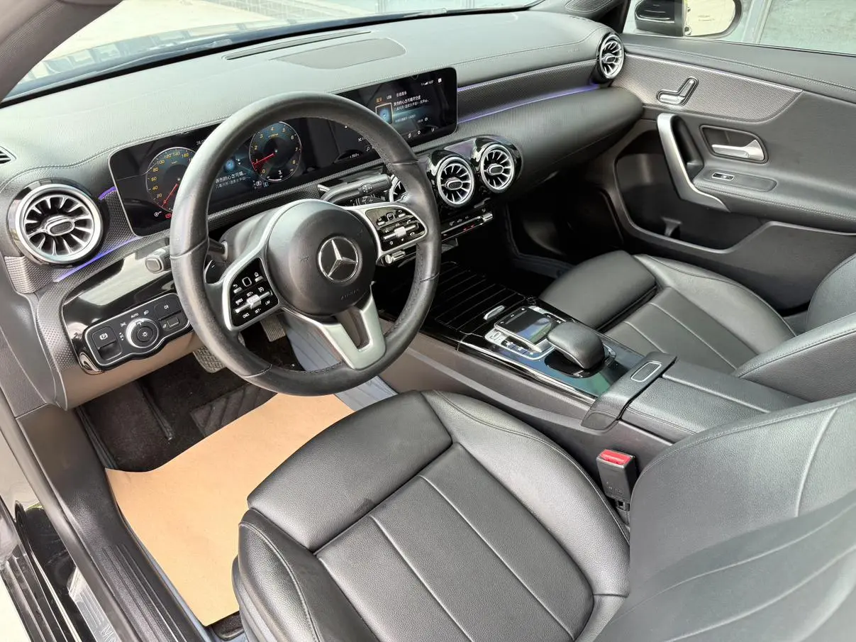Mercedes-Benz Mercedes-Benz A-class Facelift A 200 L