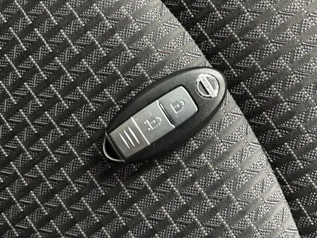 Nissan TIIDA 1.6L CVT Smart Travel Edition