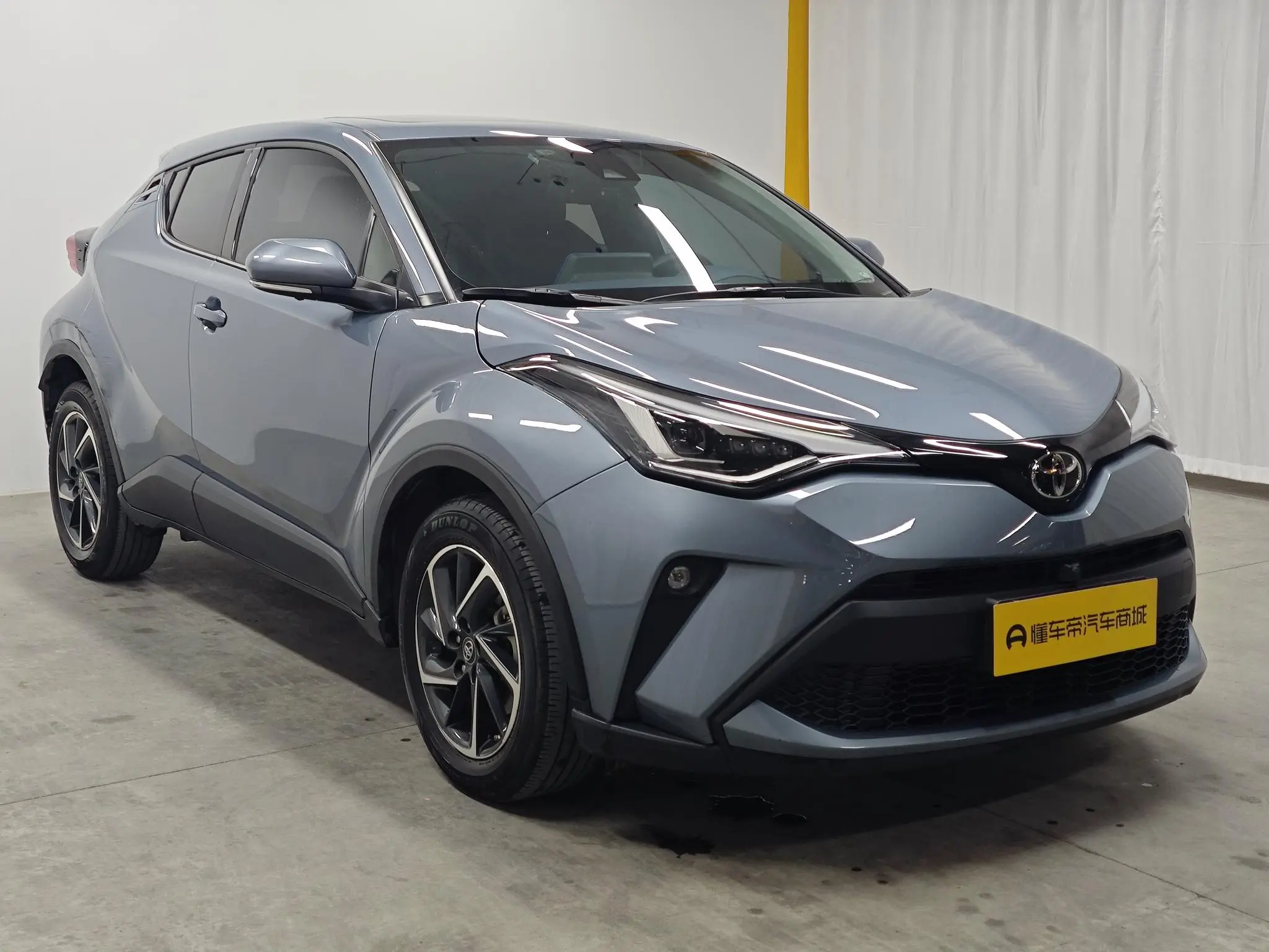 TOYOTA Toyota C-HR 2.0L Deluxe Edition