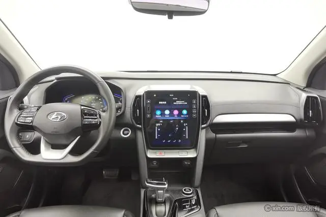 Hyundai Hyundai ix35 2.0L automatic two-wheel drive leading version GLS