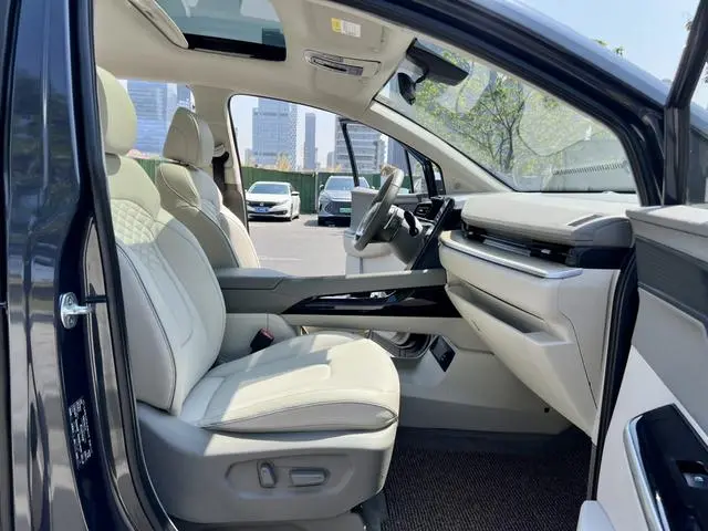 Hyundai Kustu 380TGDi Zhiai Ultimate Edition TOP Premium