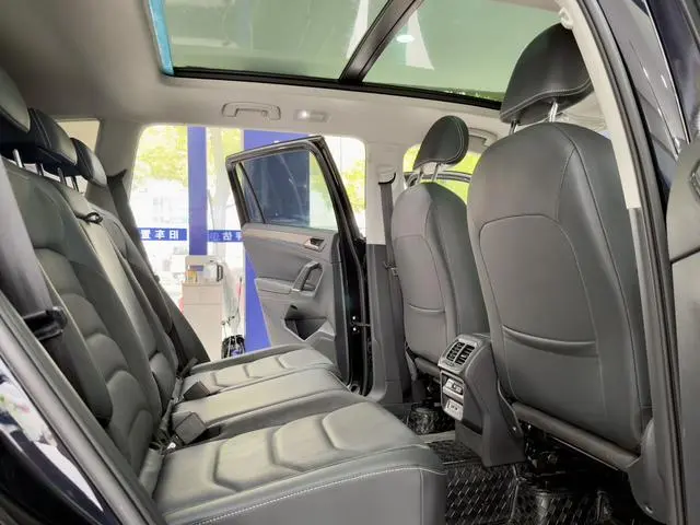 Volkswagen Tiguan L 330TSI automatic two-wheel drive R-Line Premium edition