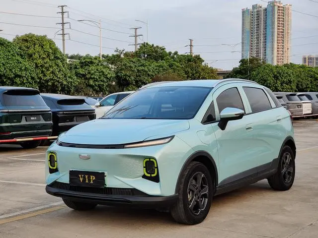 Geometry Geely Geometry E Firefly 320KM well-behaved tiger
