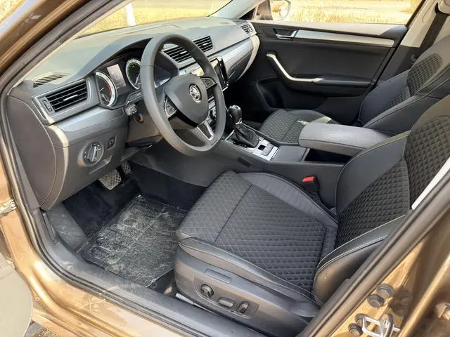 Skoda Speed pie ZI330 DSG Comfort Edition Country V
