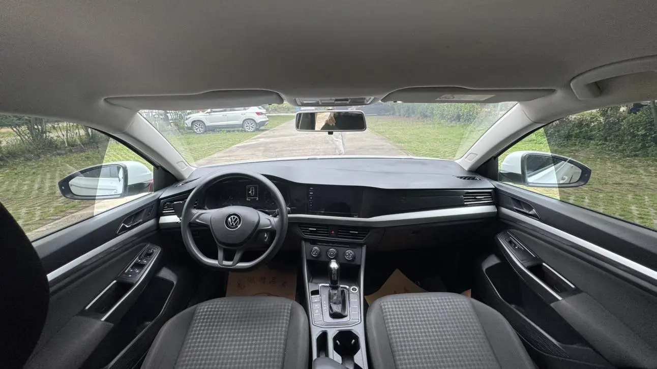 Volkswagen Bora 1.5L Automatic Elite Intelligent Version