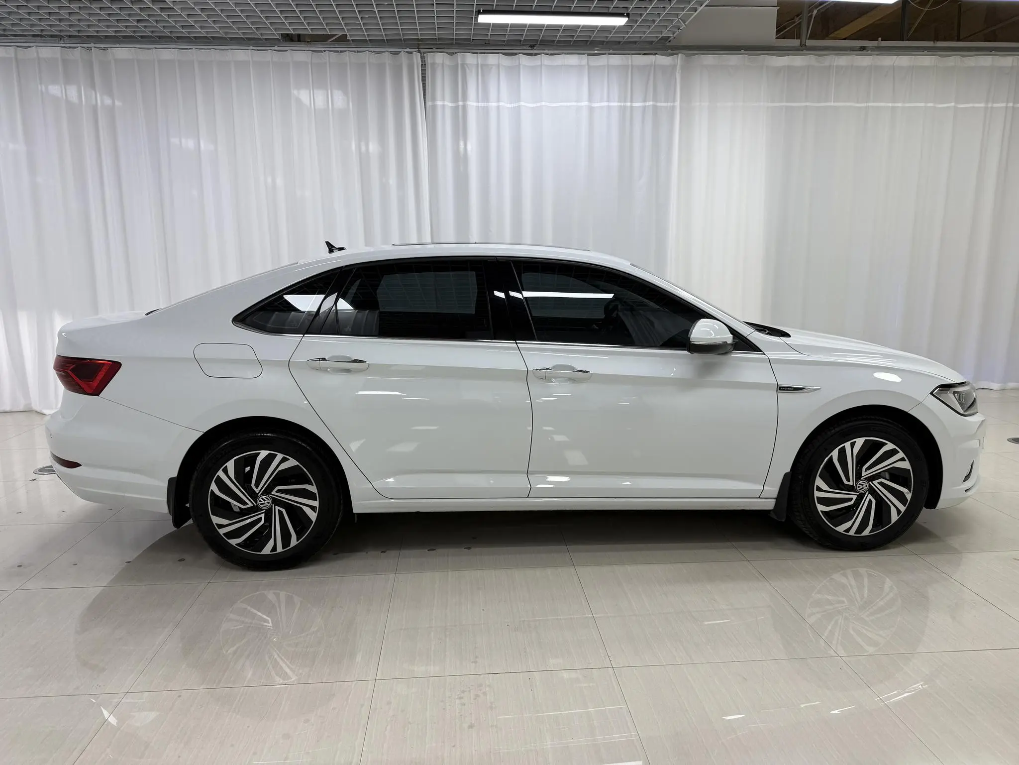 Volkswagen Sagitar 280TSI DSG Beyond Edition