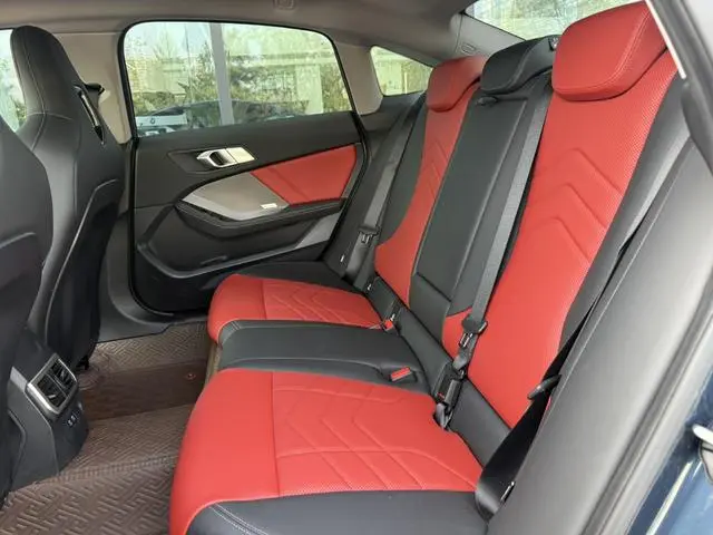 BMW BMW 2 Series 225L M Sports Yao Ye Suit
