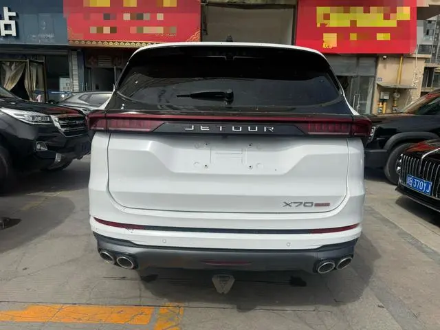 Chery Jetour Jietu X70 PLUS Self-improvement version 1.5T DCT self-improvement PRO 7 seats