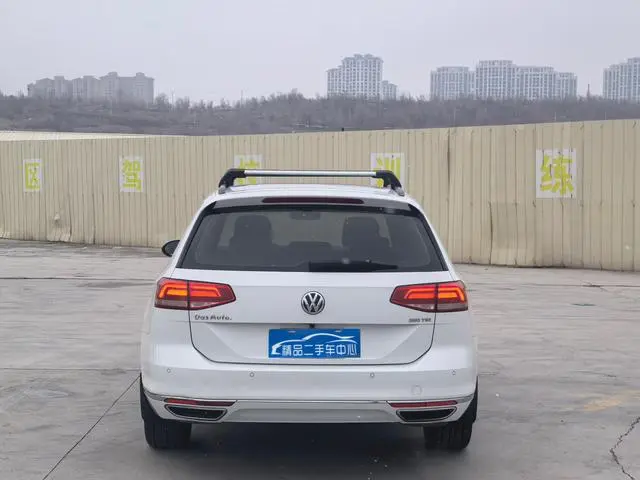 Volkswagen Wei Lan 380TSI two-wheel drive comfort version