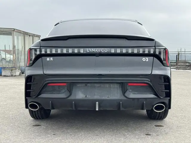 LYNK & CO Lynk 03 2.0 TD DCT Jin Pro