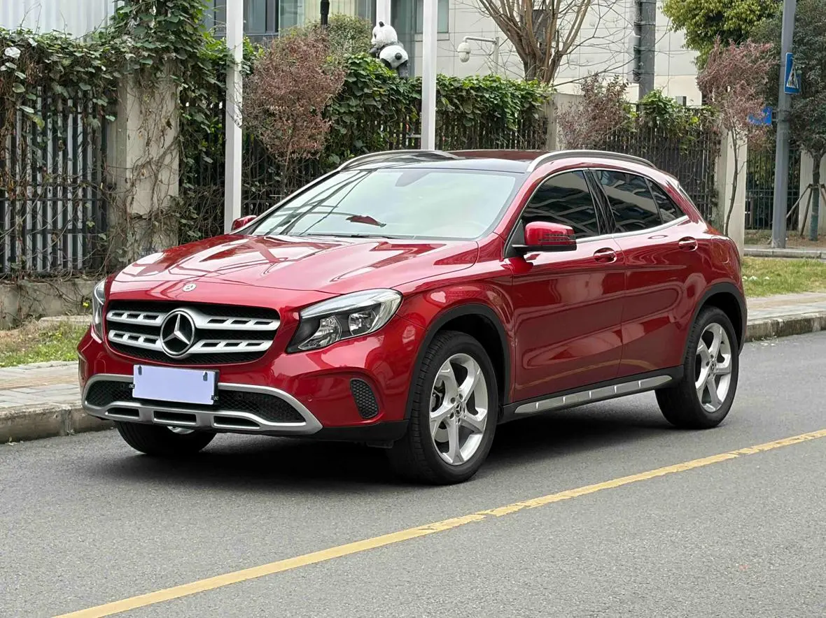 Mercedes-Benz Mercedes-Benz GLA GLA 200 dynamic type