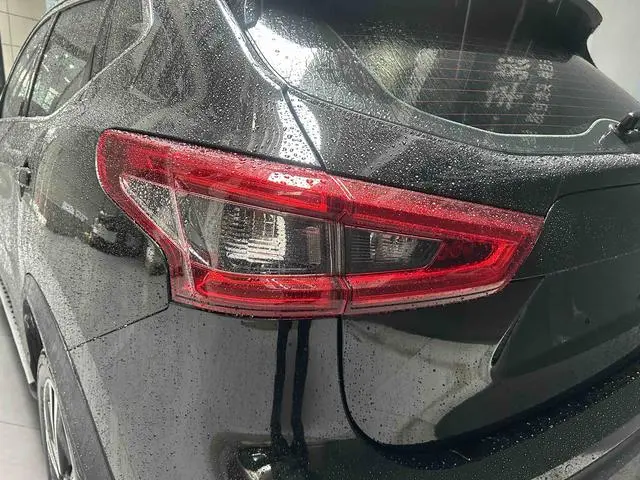 Nissan Qashqai 2.0 L XV Prem Deluxe Edition