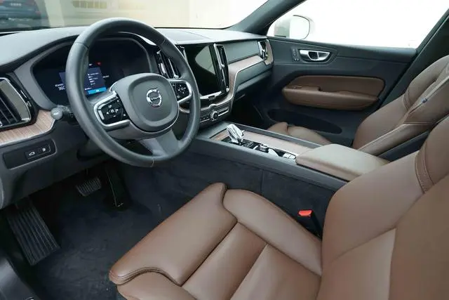 Volvo Volvo XC60 PHEV T8 four-wheel drive long battery life Zhiyuan Deluxe Edition