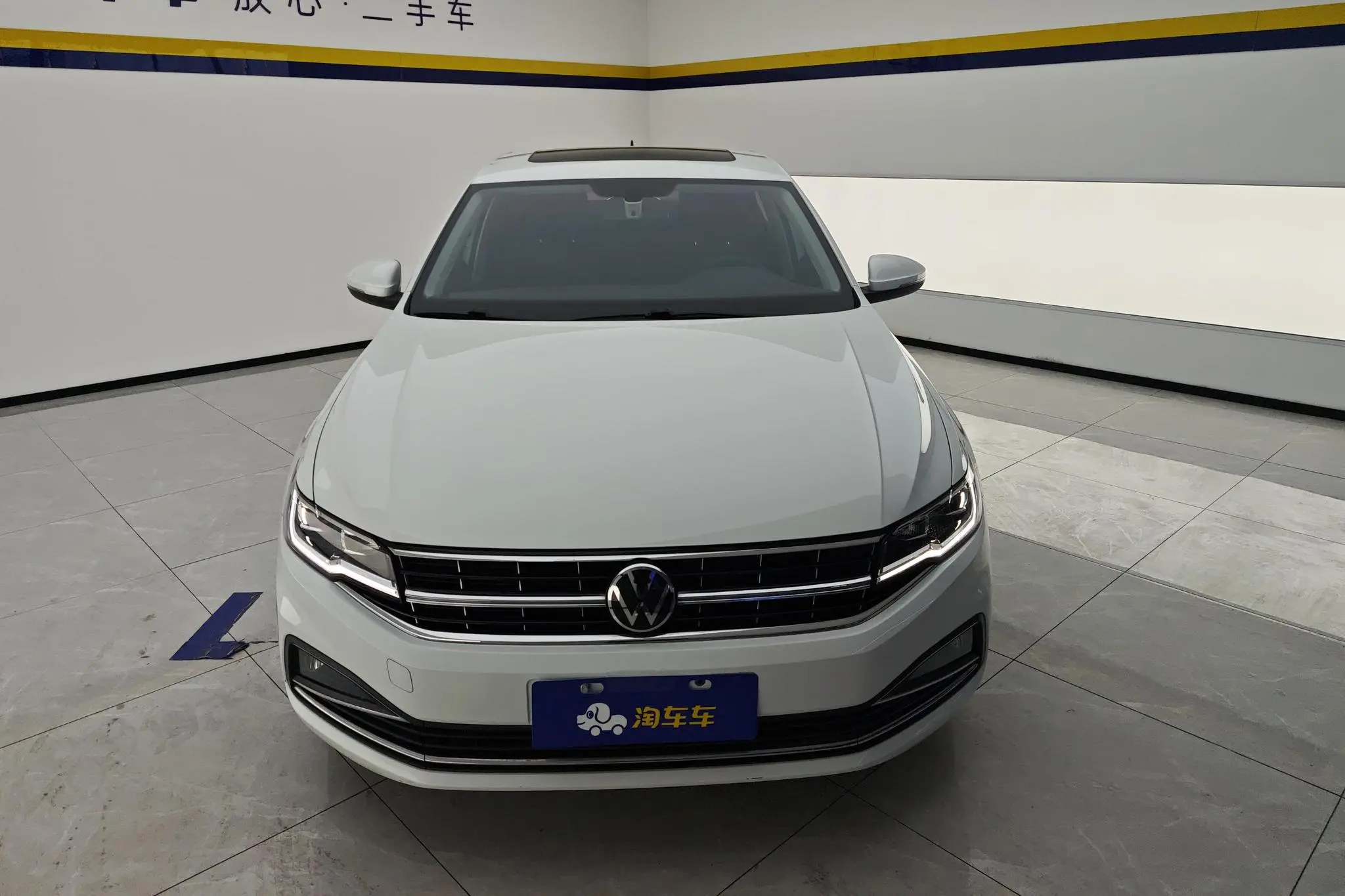 Volkswagen Bora 200TSI DSG Elite Smart Edition