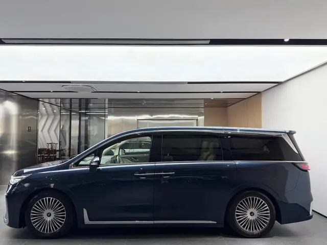 VOYAH Lantu Dreamer PHEV Four-wheel drive flagship Kunpeng Edition