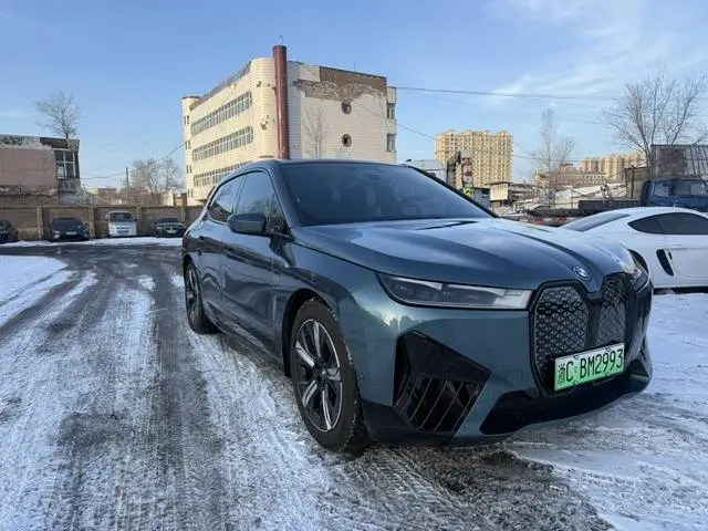BMW BMW iX xDrive40