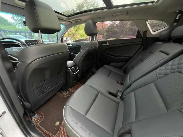 Hyundai Tucson 280TGDi dual-clutch two-wheel drive fashion version of the country VI