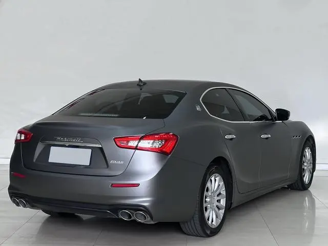 Maserati Ghibli 3.0T 350Hp standard version Country V