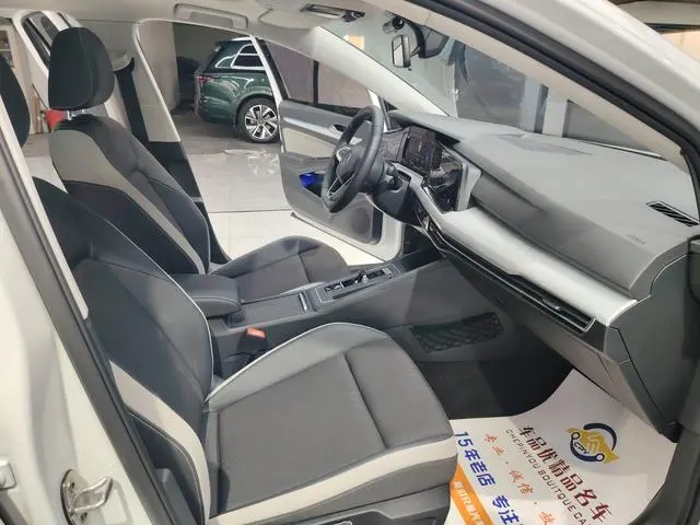Volkswagen golf 280TSI DSG Pro first edition