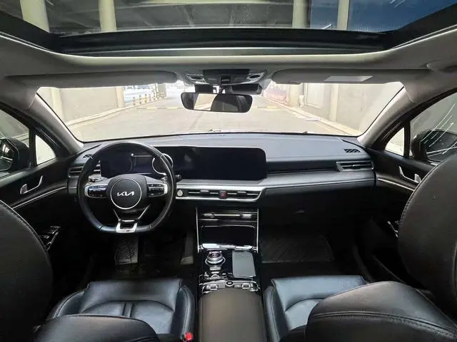 Kia Kia K5 New version of 380T GT-Line