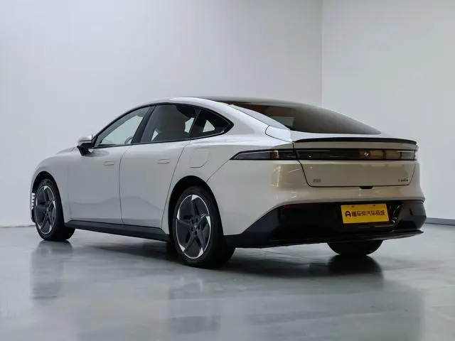 Dongfeng eπ eπ007 Pure electric 530Pro version
