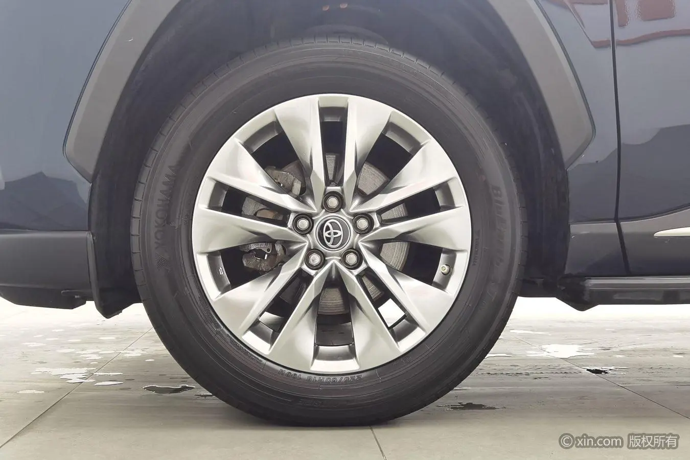 TOYOTA Wilanda 2.0L two-wheel drive luxury PLUS edition