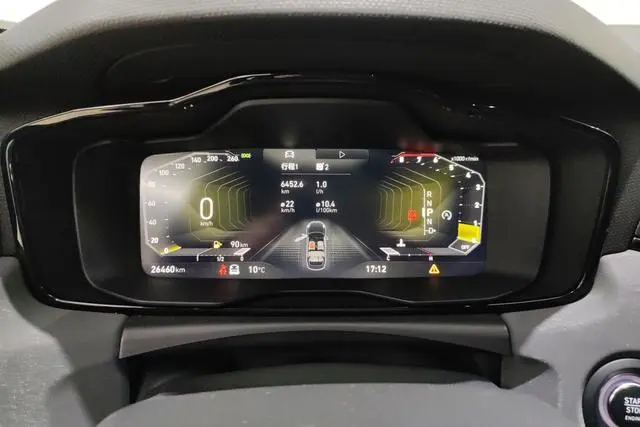 LYNK & CO Lynk 03 2.0TD DCT Jin Plus