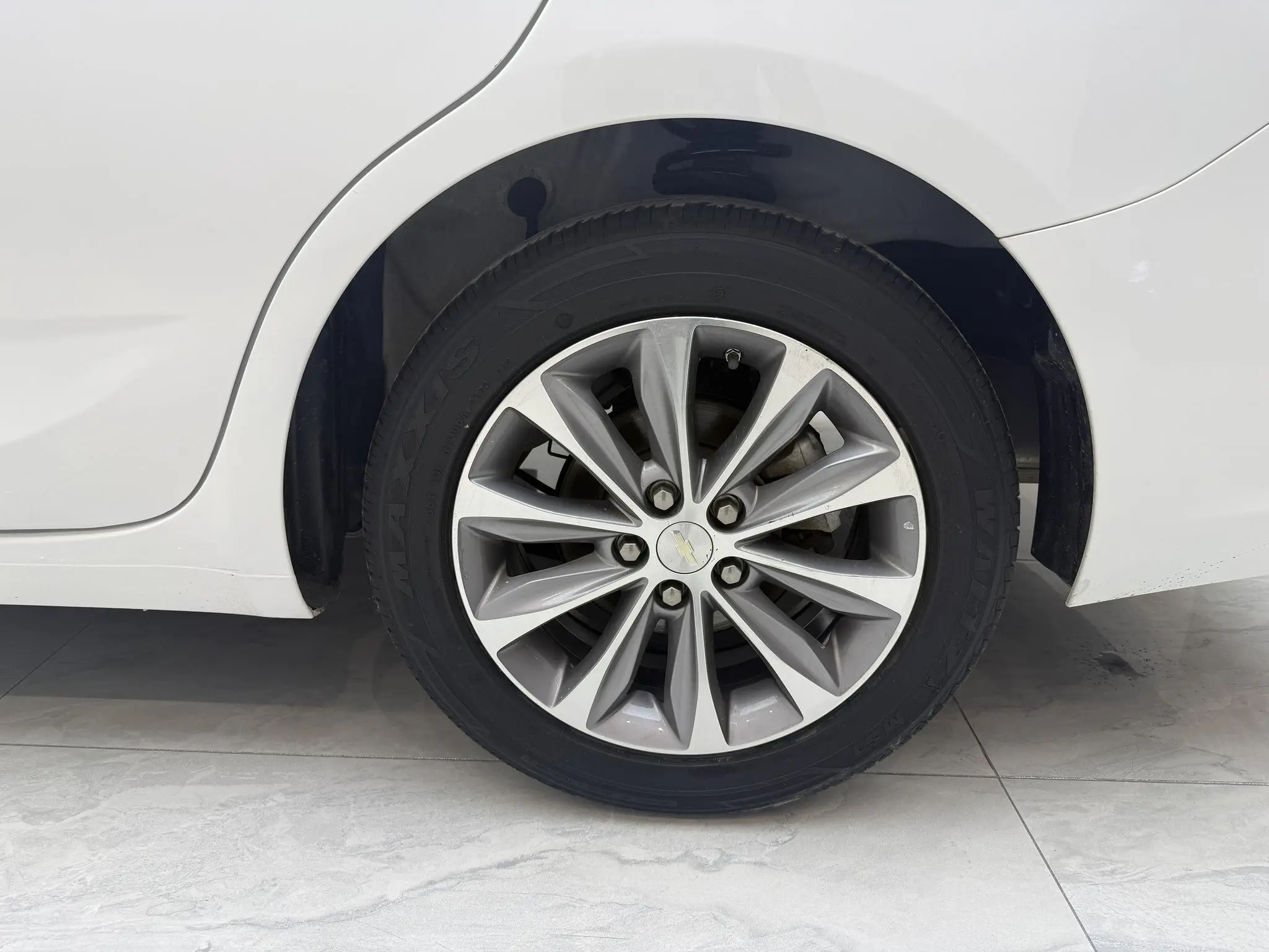 Chevrolet Cruze 320 Automatic Yuechang Version