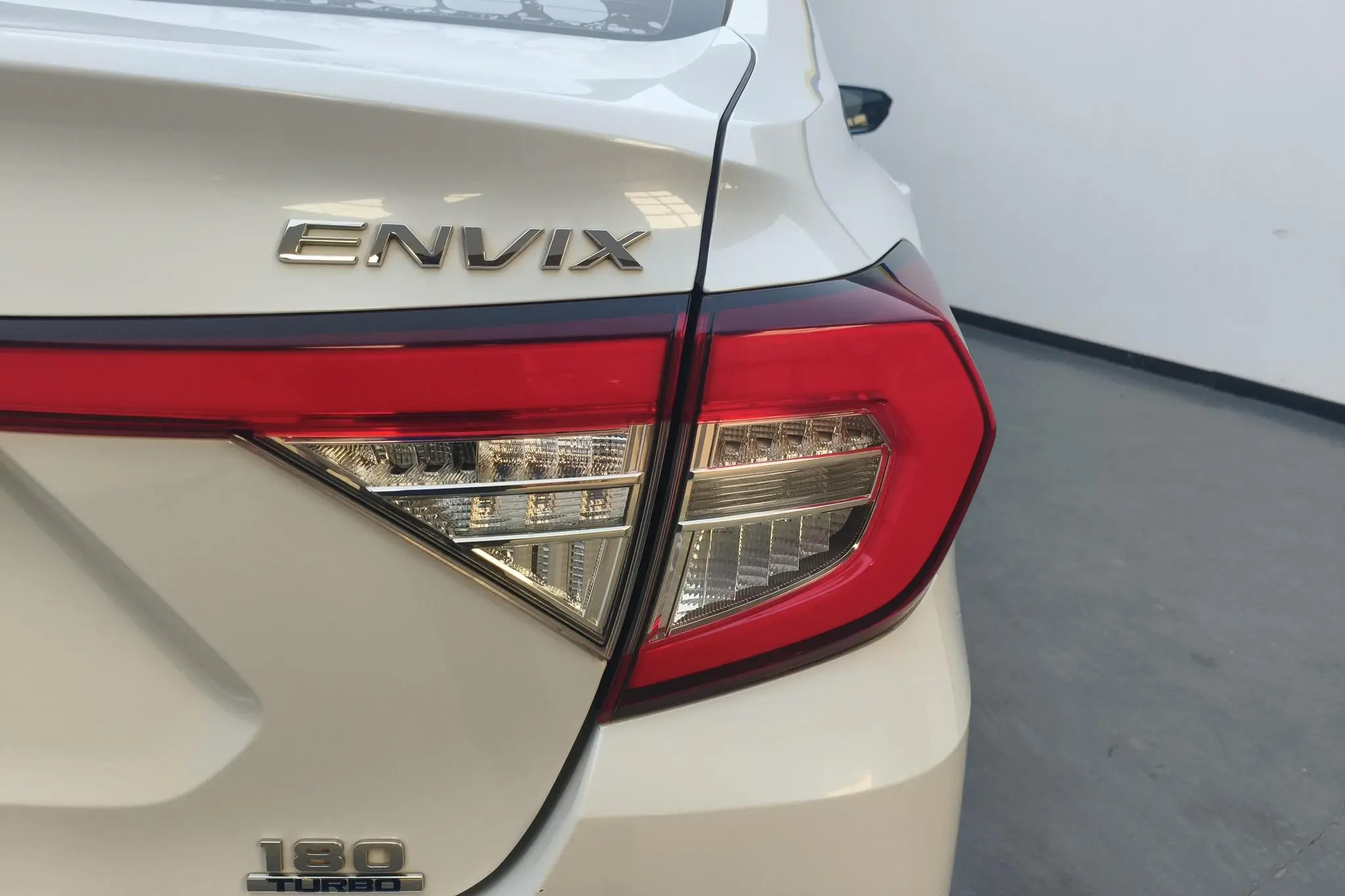 Honda Enjoy domain 180Turbo CVT Enjoy Edition Country VI
