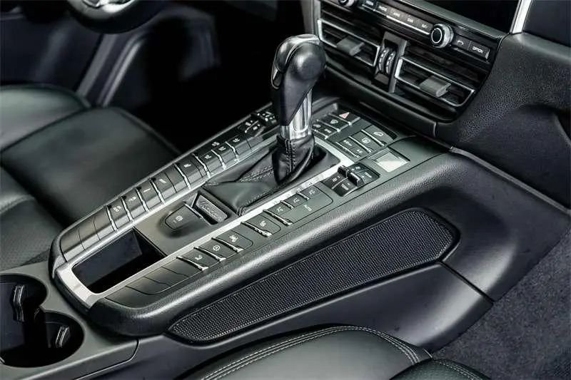 Porsche Macan Macan 2.0T
