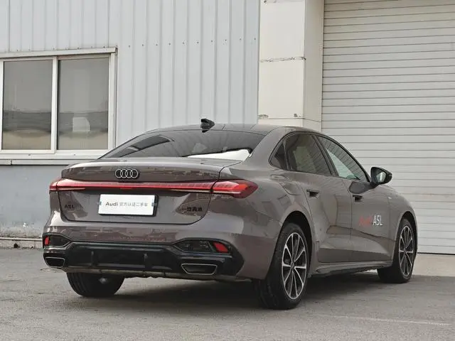 Audi Audi A5L 2.0T Sports Version