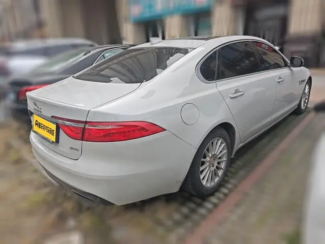 Jaguar Jaguar XFL XFL 2.0T 200PS Deluxe Edition