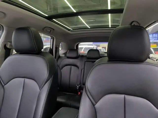 Roewe Roewe RX5 20T automatic 4G Interconnection Beyond Version